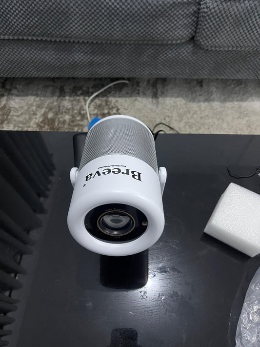 Breeva's J1 Android Projector
